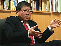 Professor Seiichi Kawata